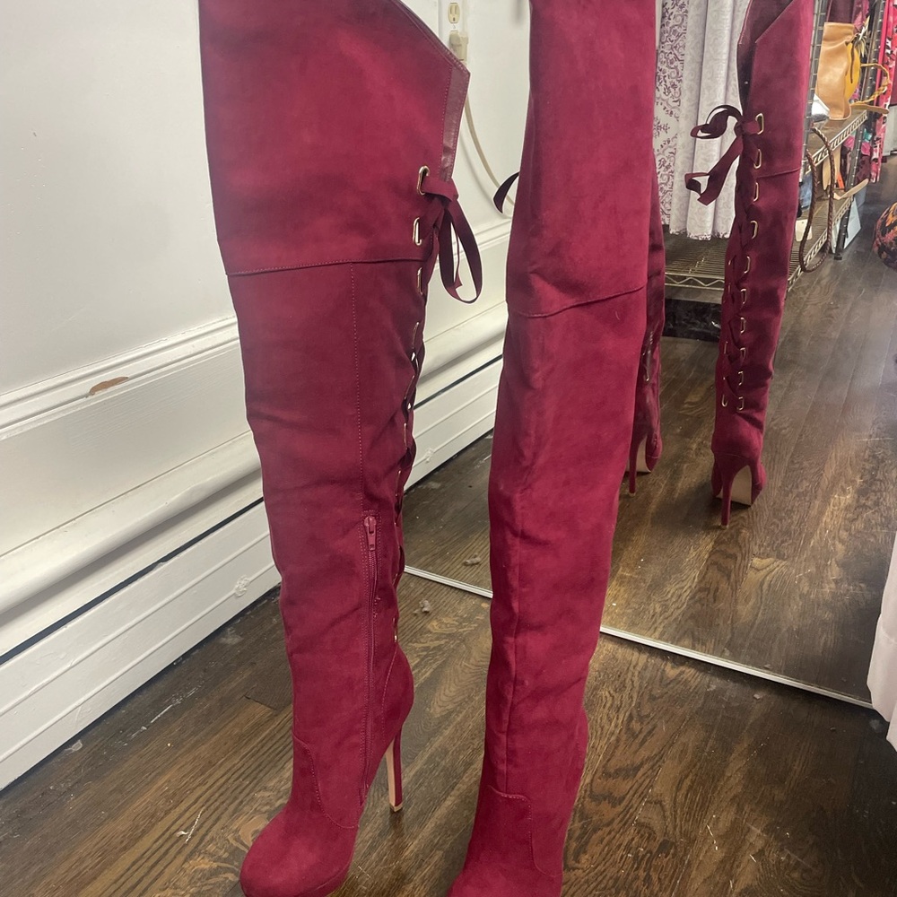 Elegant Shoedazzle, Burgundy Over-the-Knee Boots